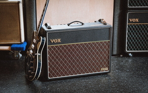  AC30HWR2