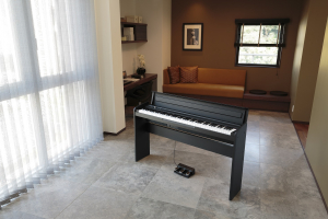  LP180-BK